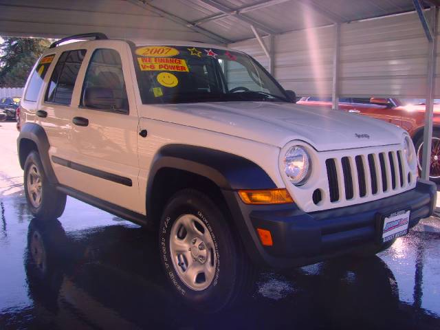 Jeep Liberty 2007 photo 3