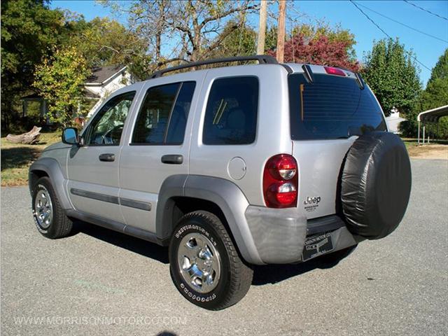 Jeep Liberty 2007 photo 2