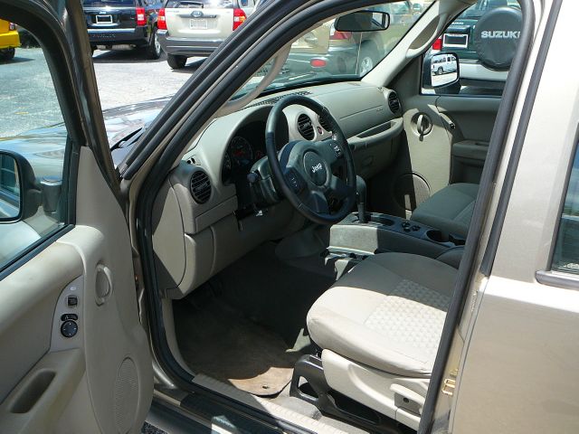 Jeep Liberty 2007 photo 2