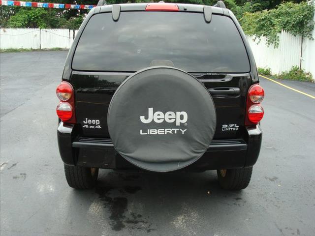 Jeep Liberty 2007 photo 4