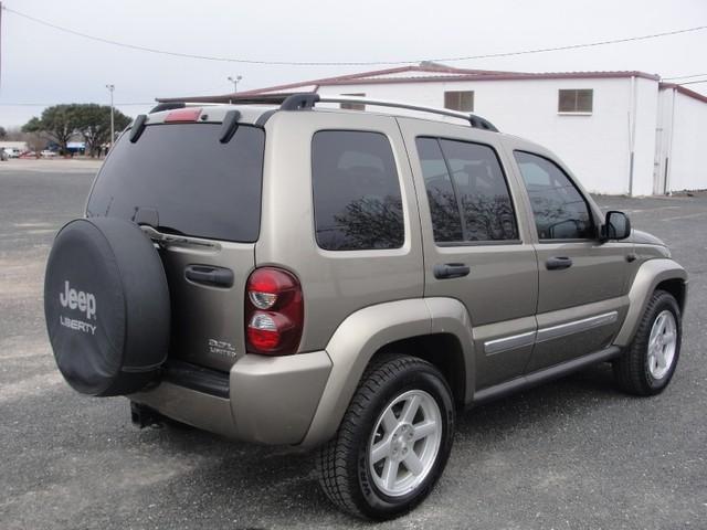 Jeep Liberty 2007 photo 3