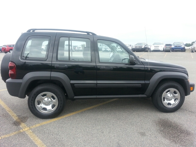 Jeep Liberty 2007 photo 4