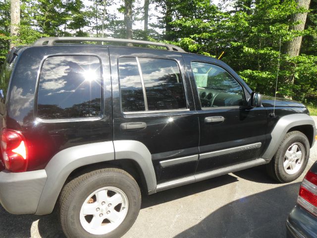 Jeep Liberty 2007 photo 2