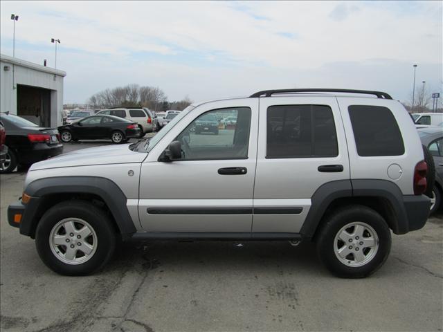 Jeep Liberty 2007 photo 2