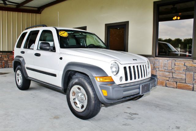 Jeep Liberty Extended Cab V8 LT W/1lt SUV