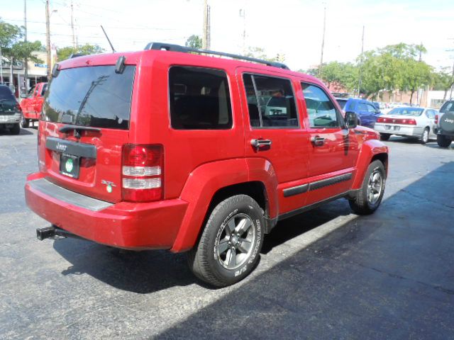 Jeep Liberty 2008 photo 2