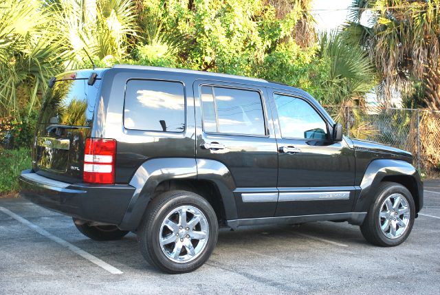 Jeep Liberty 2008 photo 4