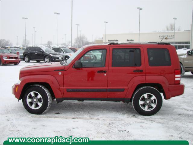 Jeep Liberty 2008 photo 1