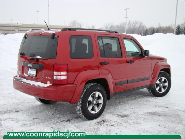 Jeep Liberty 2008 photo 3