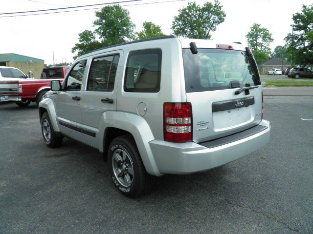 Jeep Liberty 2008 photo 19