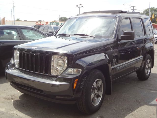 Jeep Liberty 2008 photo 2