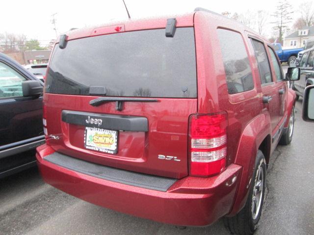 Jeep Liberty 2008 photo 4