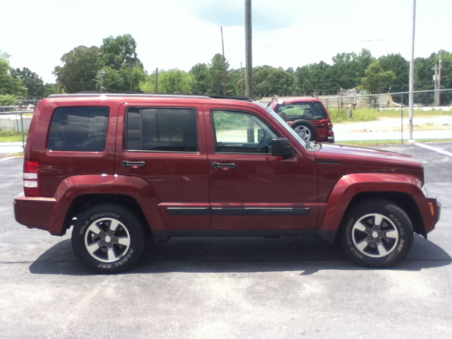 Jeep Liberty 2008 photo 4