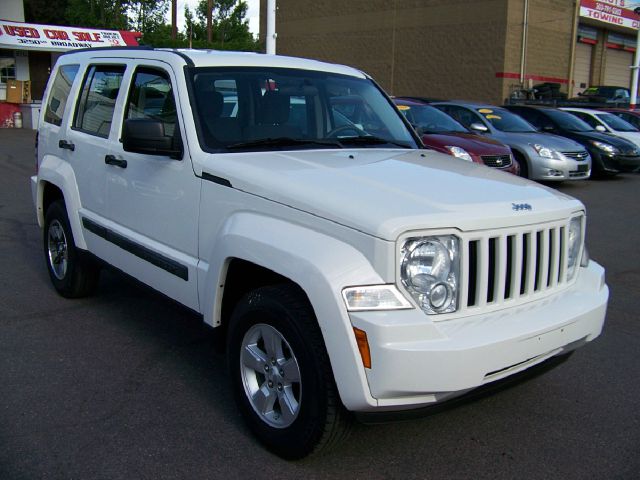 Jeep Liberty 2008 photo 10