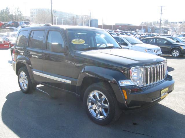 Jeep Liberty 2008 photo 2