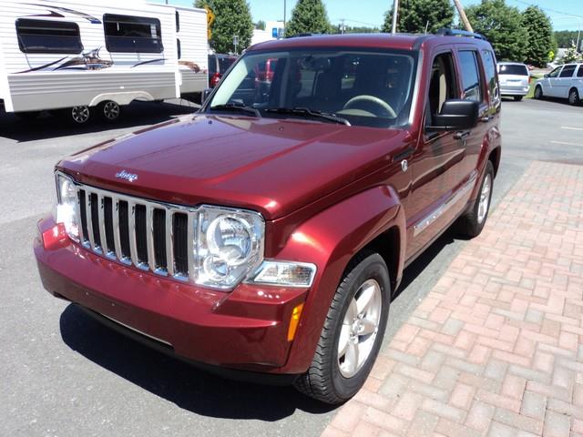 Jeep Liberty 2008 photo 3