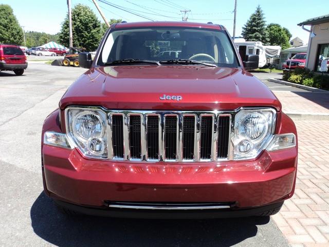 Jeep Liberty 2008 photo 4