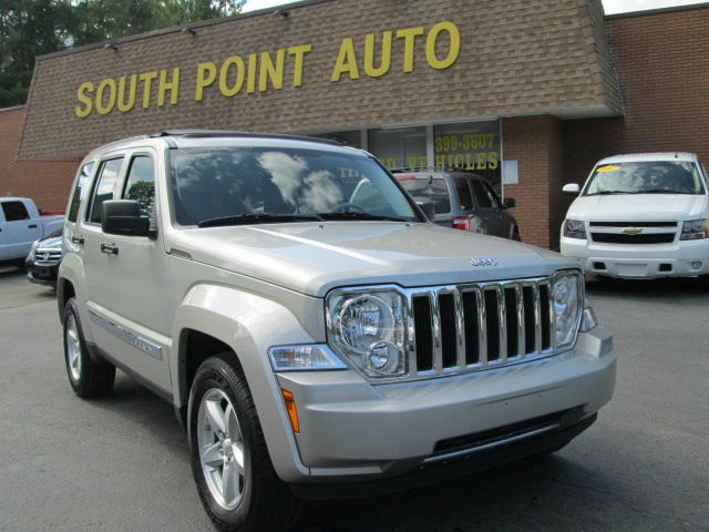 Jeep Liberty 2008 photo 2