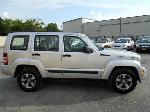 Jeep Liberty 2008 photo 1