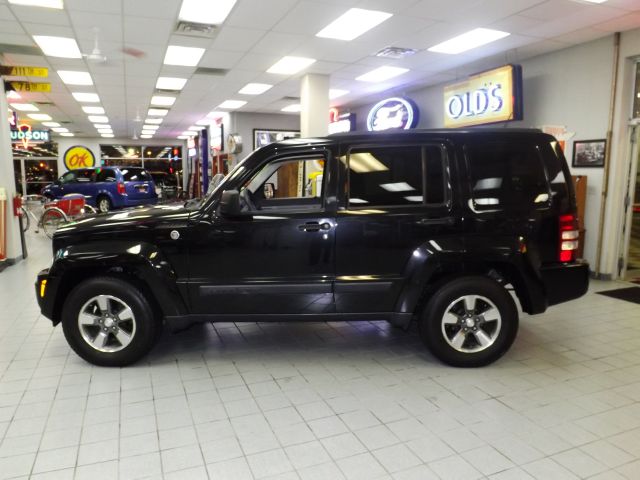 Jeep Liberty 2008 photo 4