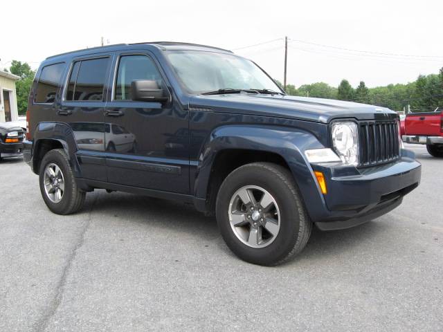 Jeep Liberty 2008 photo 2