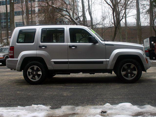 Jeep Liberty 2008 photo 4