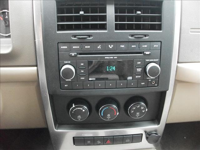 Jeep Liberty 2008 photo 1