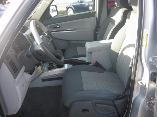 Jeep Liberty 2008 photo 3