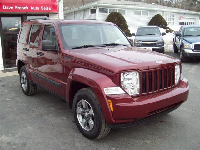 Jeep Liberty 2008 photo 2