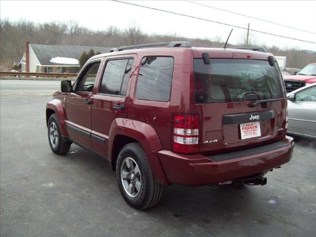 Jeep Liberty 2008 photo 3