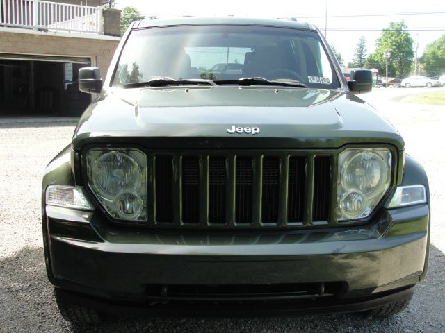 Jeep Liberty 2008 photo 10