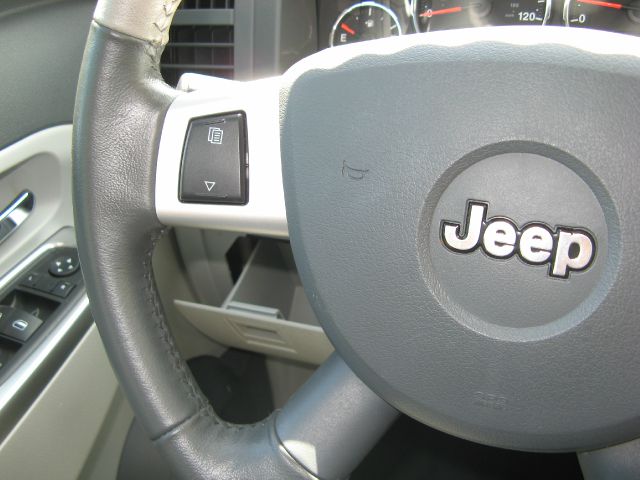 Jeep Liberty 2008 photo 1