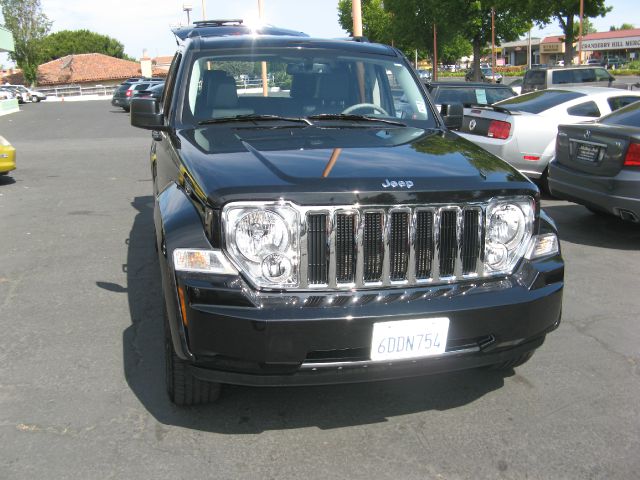 Jeep Liberty 2008 photo 24