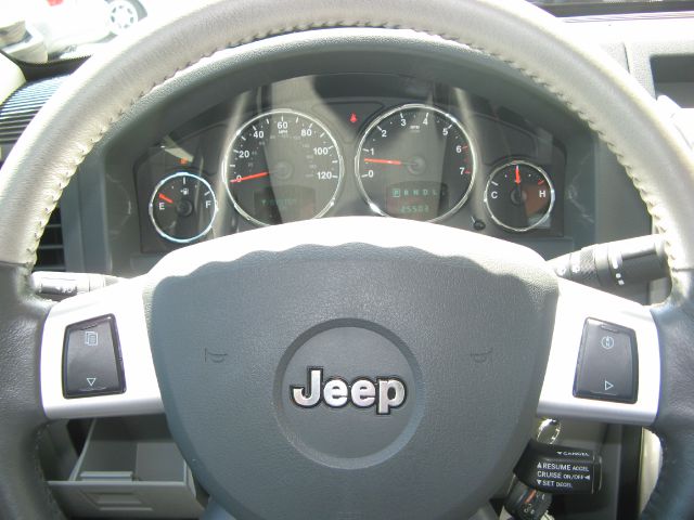 Jeep Liberty 2008 photo 33