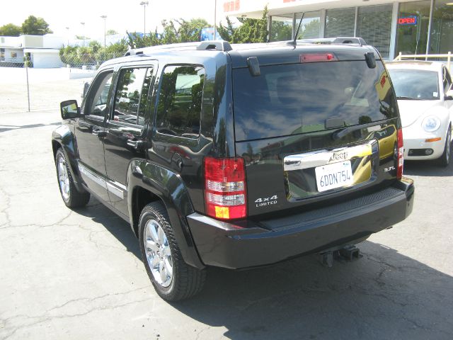 Jeep Liberty 2008 photo 8