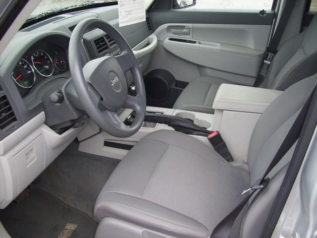 Jeep Liberty 2008 photo 3