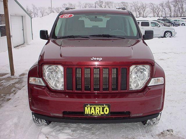 Jeep Liberty 2008 photo 2