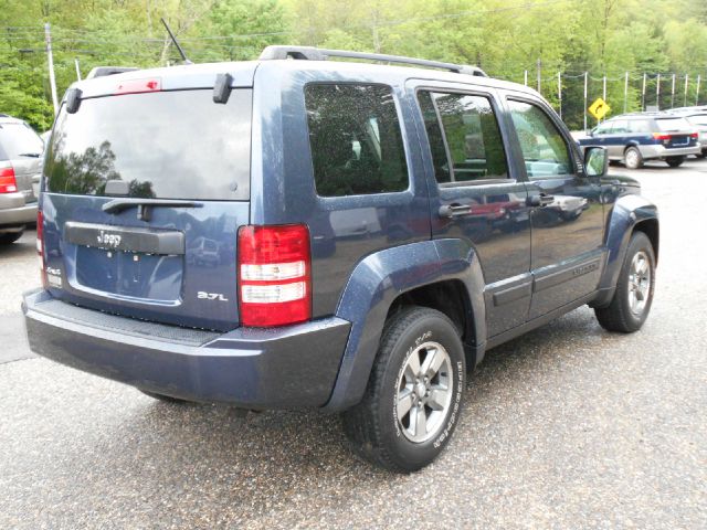 Jeep Liberty 2008 photo 6