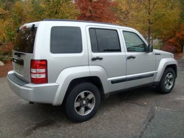 Jeep Liberty 2008 photo 2