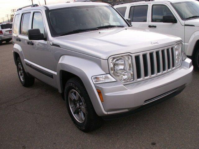 Jeep Liberty 2008 photo 1