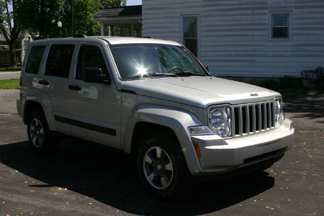 Jeep Liberty 2008 photo 1