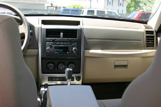 Jeep Liberty 2008 photo 5