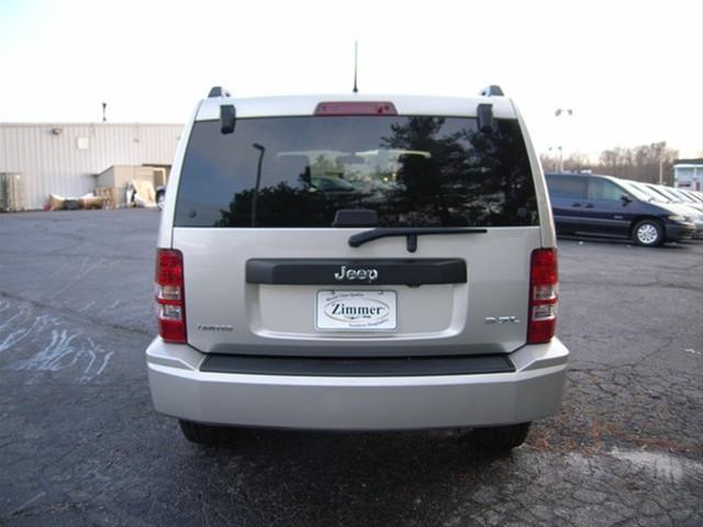 Jeep Liberty 2008 photo 3