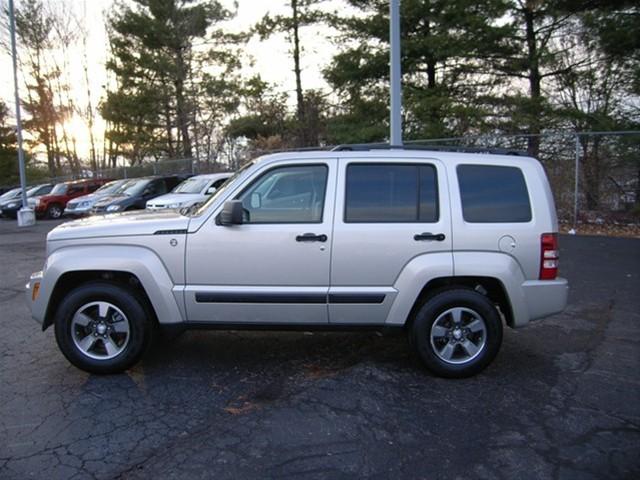 Jeep Liberty 2008 photo 5