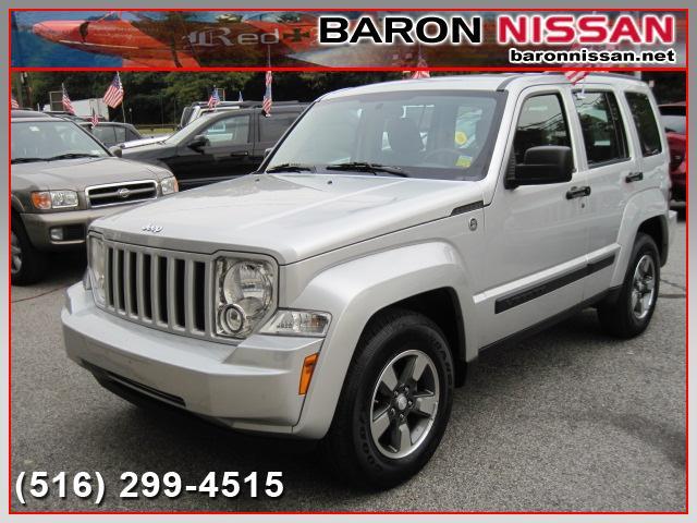 Jeep Liberty 2006.5 EX Sedan