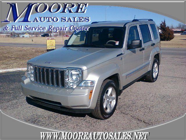 Jeep Liberty Super Sport Utility