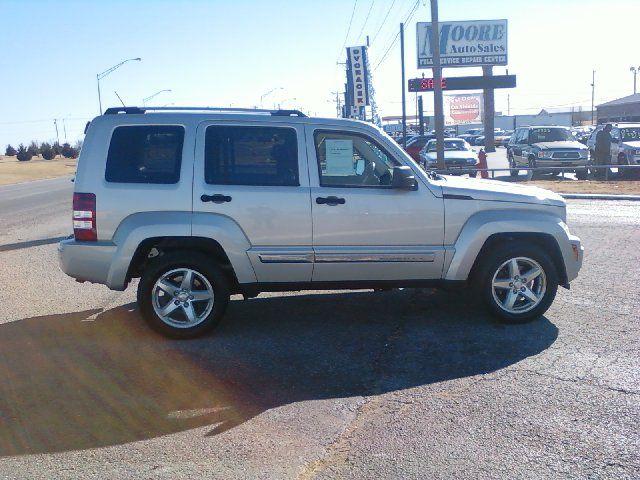 Jeep Liberty 2008 photo 2