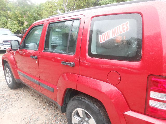 Jeep Liberty 2008 photo 3