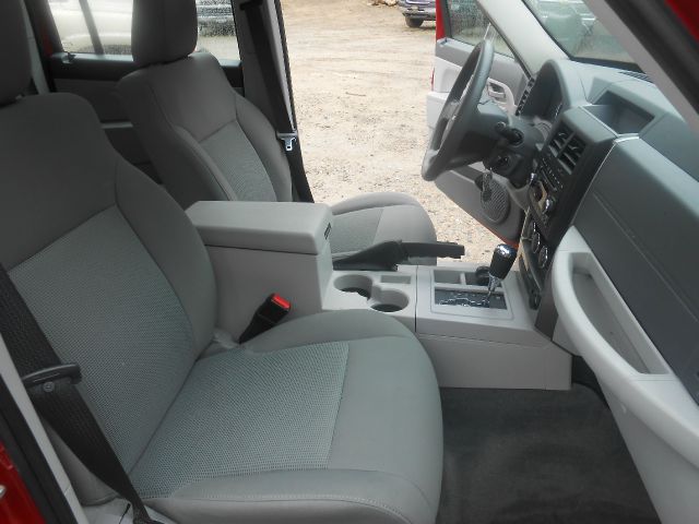 Jeep Liberty 2008 photo 9