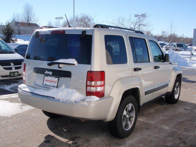 Jeep Liberty 2008 photo 3